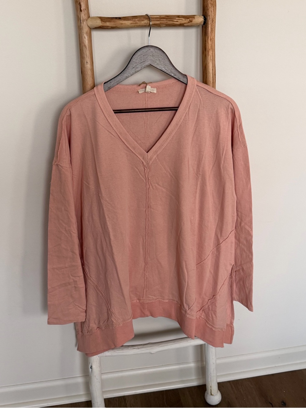 Easel V-Neck Pullover Tee/Tunic